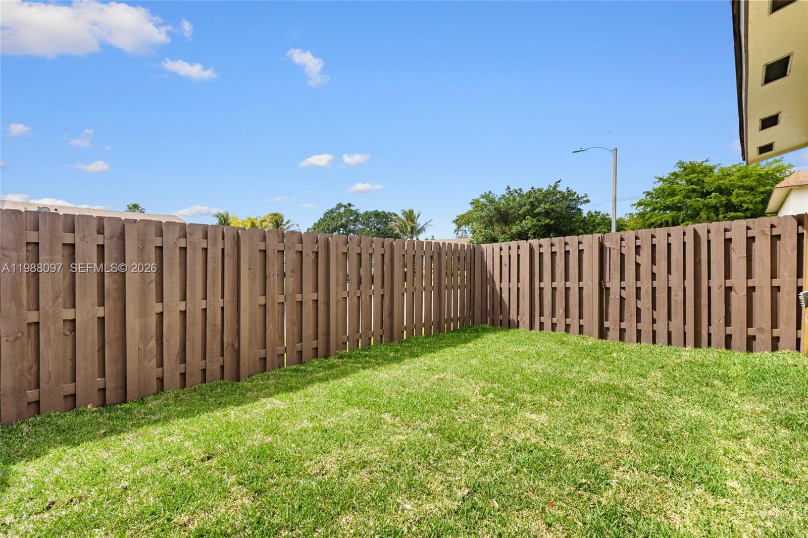 SEAPINES - Residential Lease