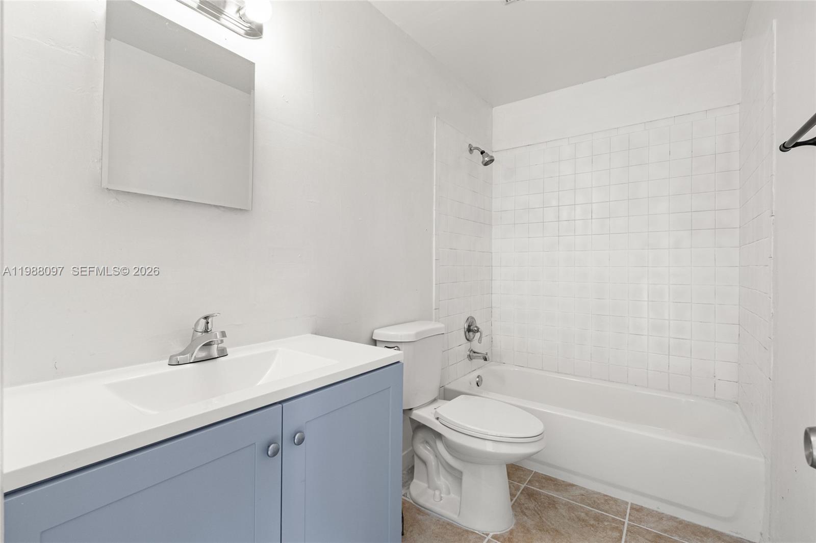 SEAPINES - Residential Lease