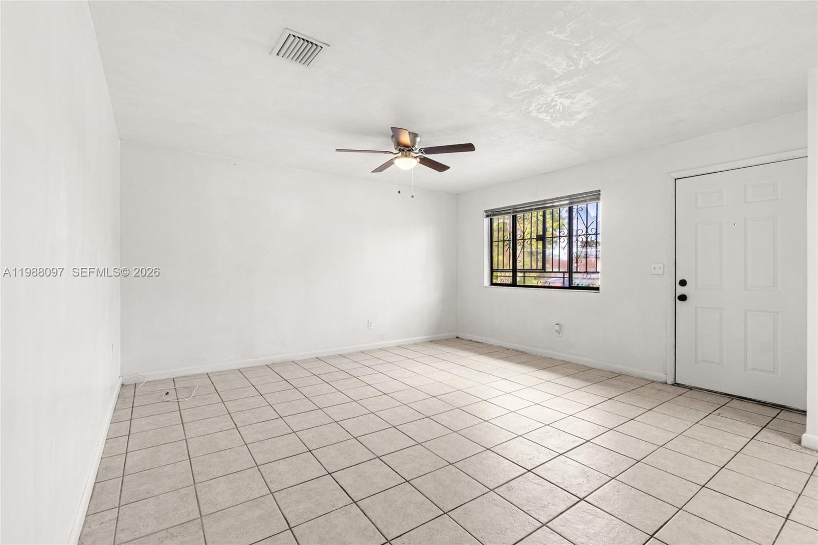 SEAPINES - Residential Lease