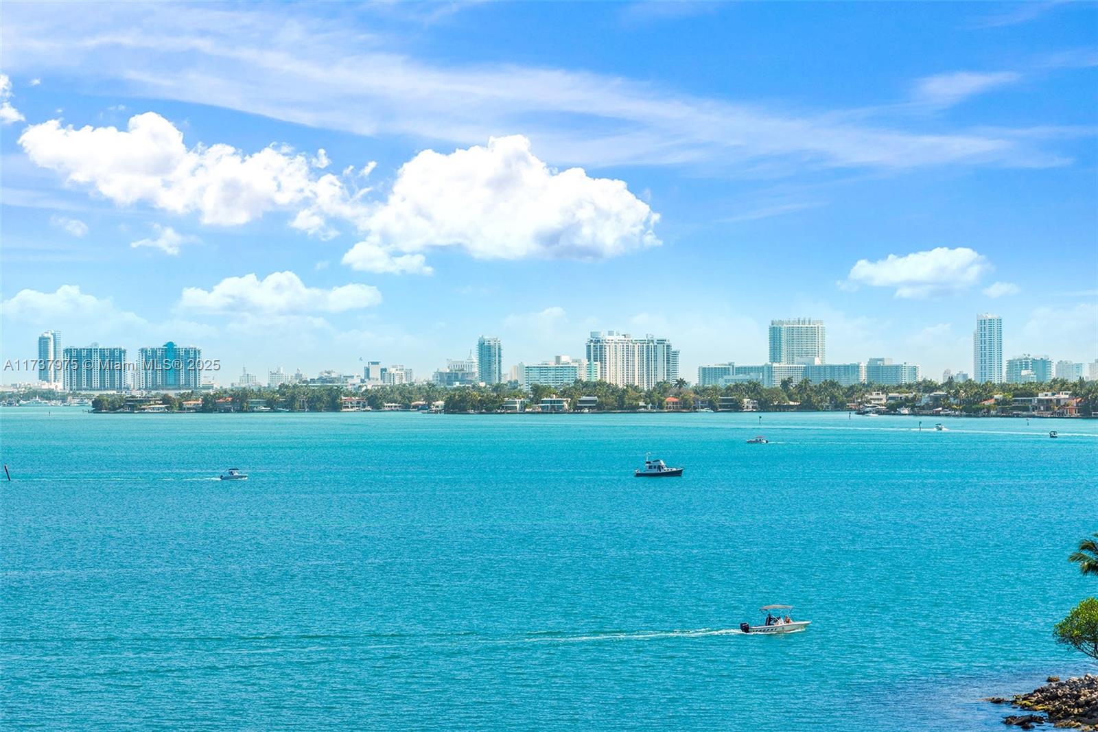 2020 N Bayshore Dr 610, Miami, Broward County, Florida - 3 Bedrooms  
3 Bathrooms - 