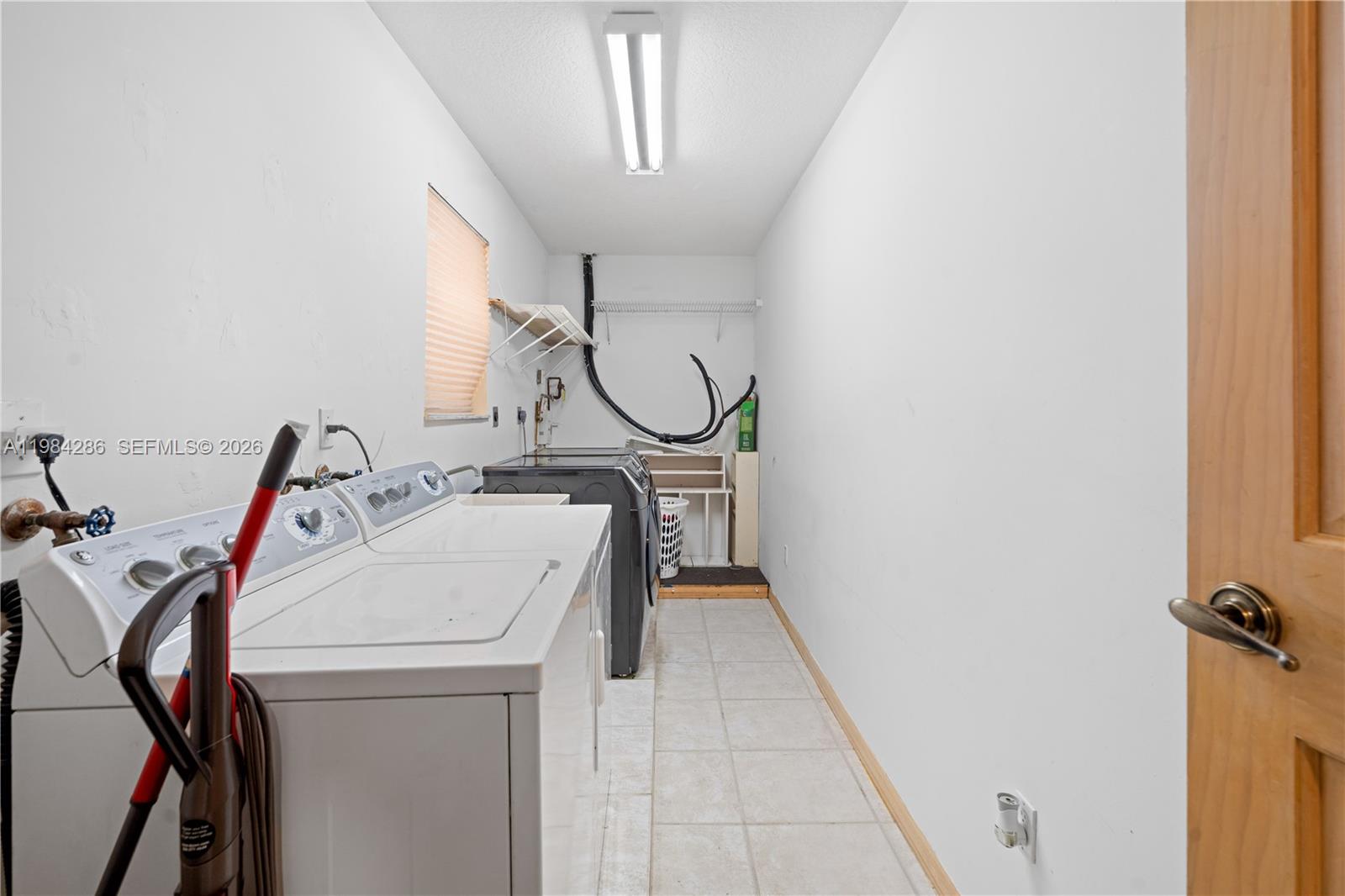 HAMMOCKS SHORES 2ND ADDN - Residential