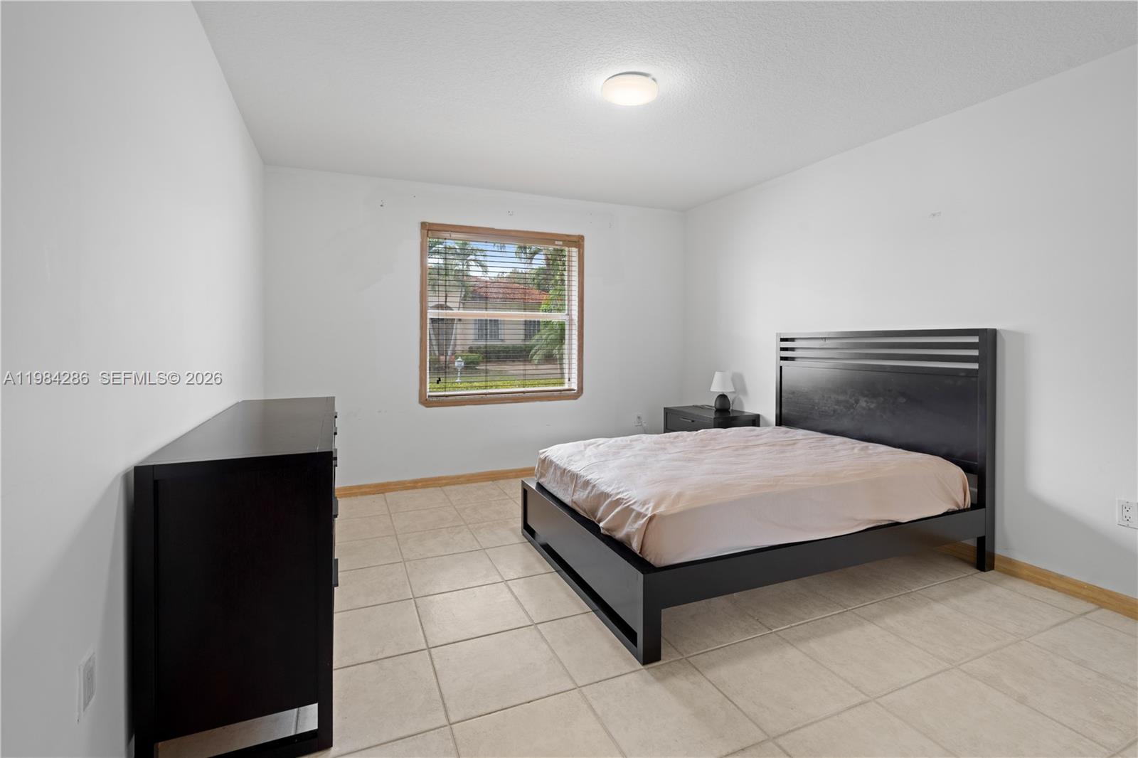 HAMMOCKS SHORES 2ND ADDN - Residential