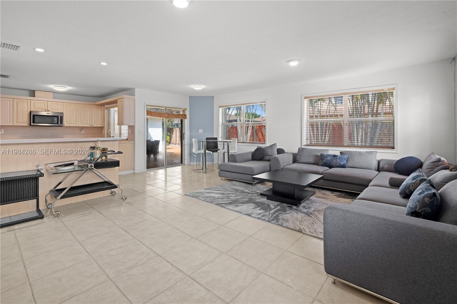 HAMMOCKS SHORES 2ND ADDN - Residential