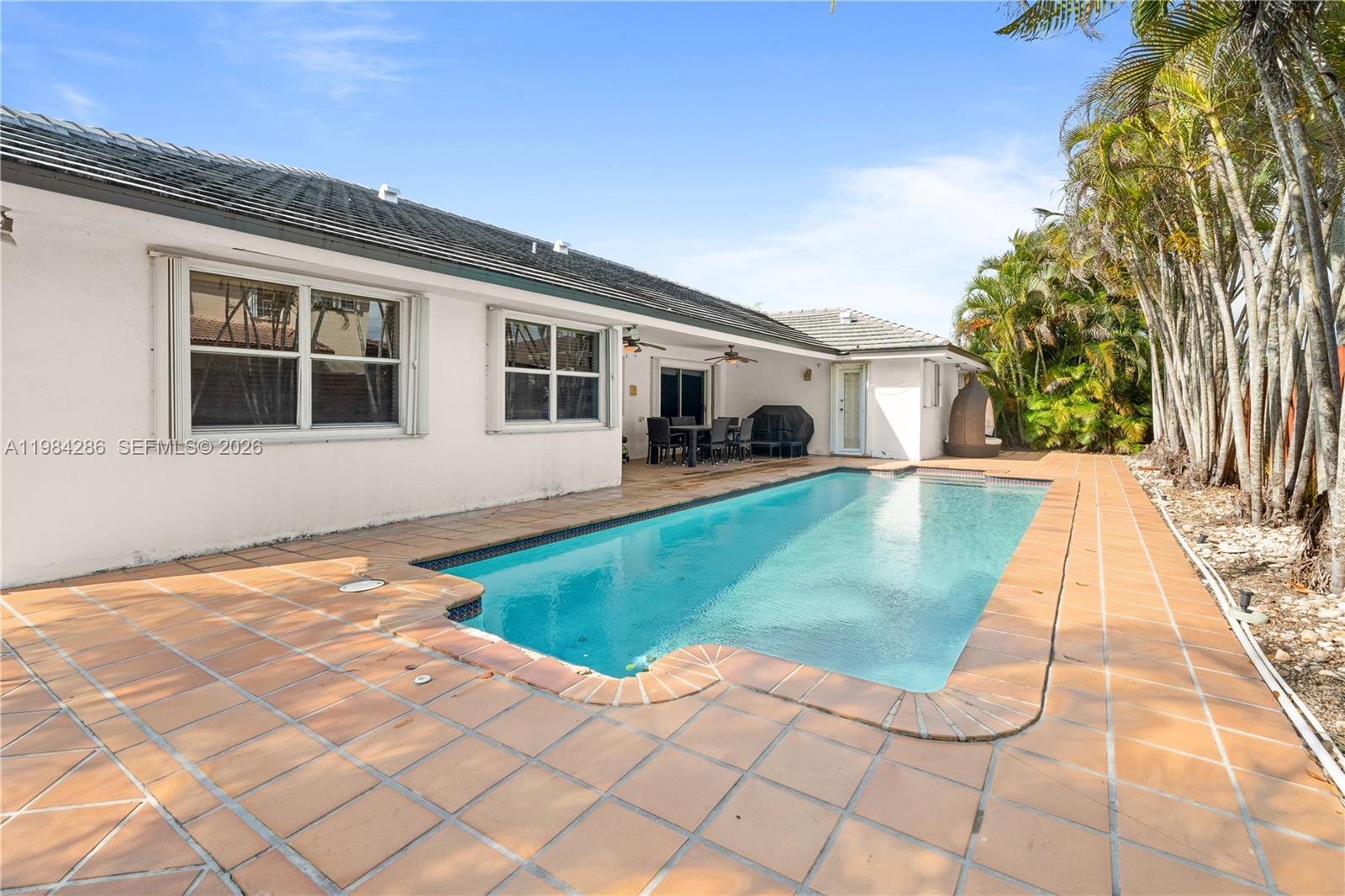 HAMMOCKS SHORES 2ND ADDN - Residential