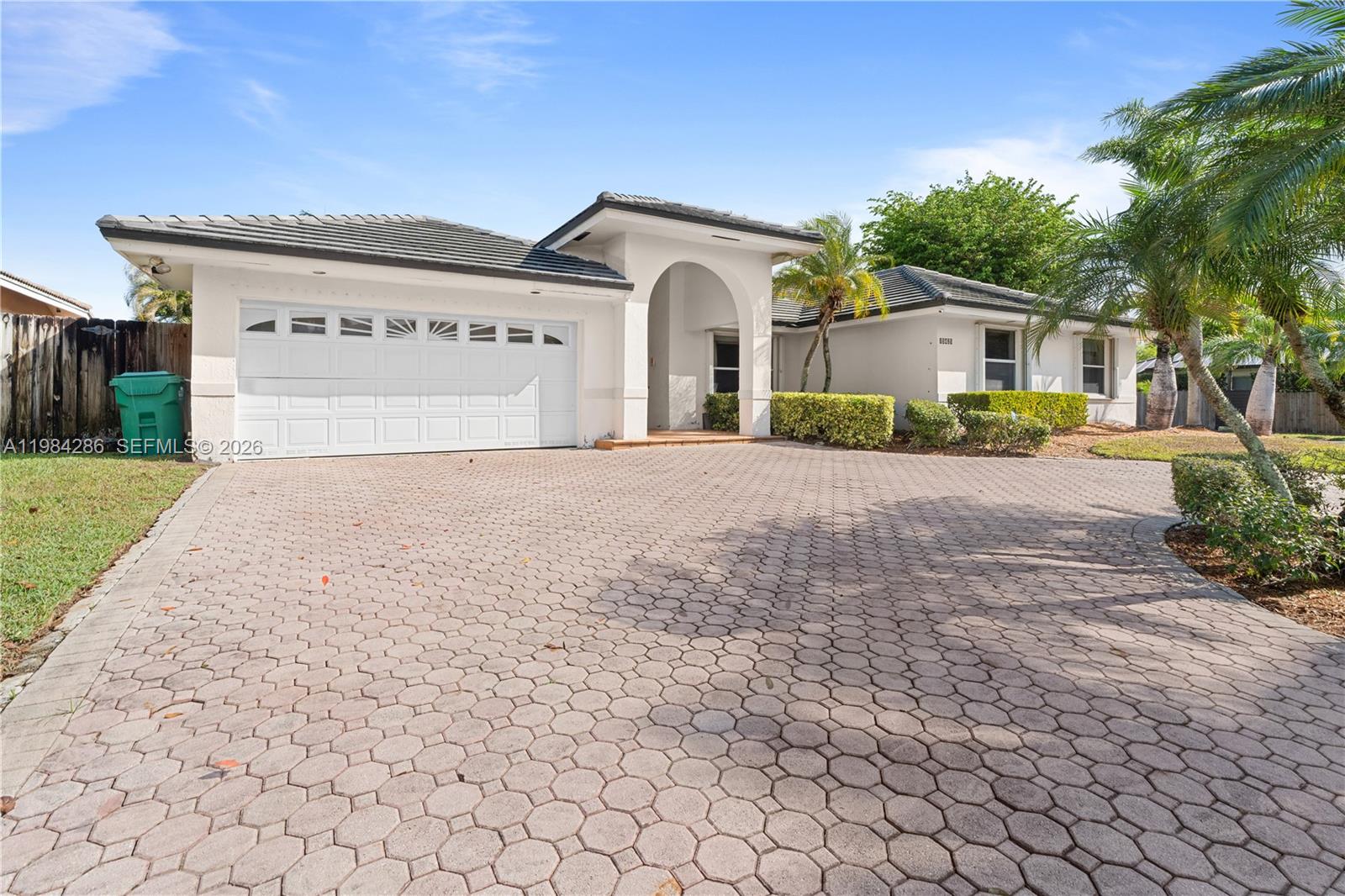 HAMMOCKS SHORES 2ND ADDN - Residential