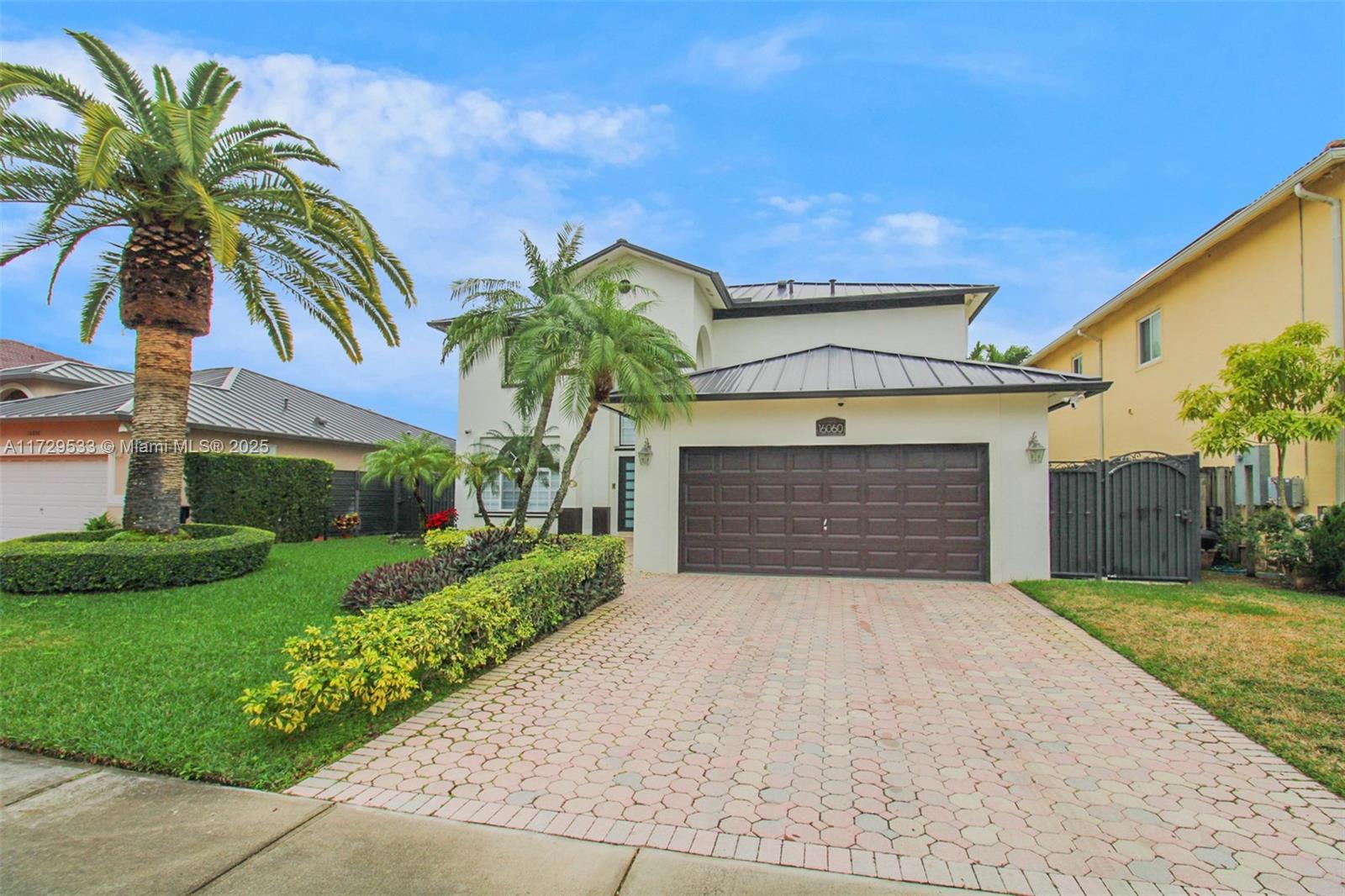 KENDALL REEF - Residential