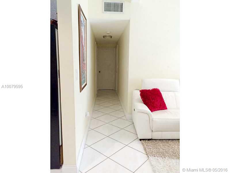 Westwood Lake Add 02 - Residential Lease