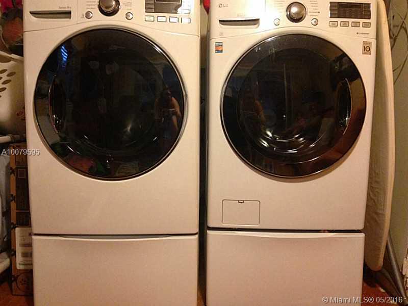 Westwood Lake Add 02 - Residential Lease