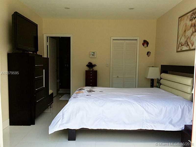 Westwood Lake Add 02 - Residential Lease