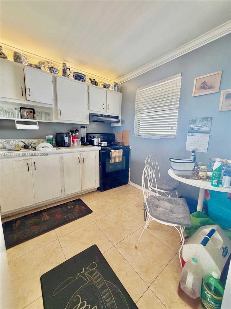 2322 S Cypress Bend Dr 708