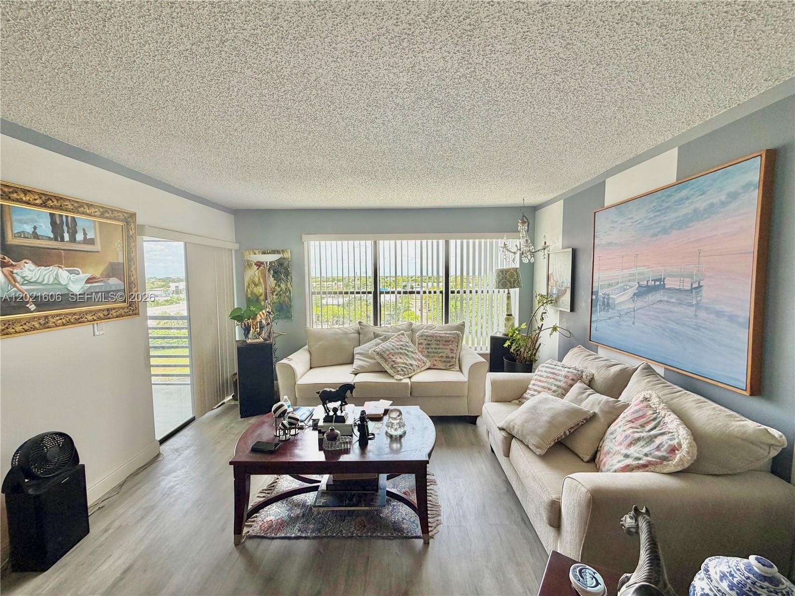 CYPRESS BEND I-D CONDO - Residential