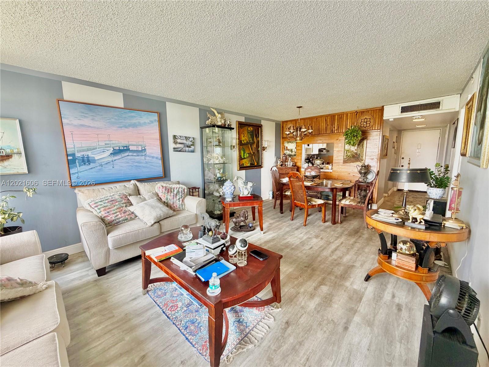 CYPRESS BEND I-D CONDO - Residential