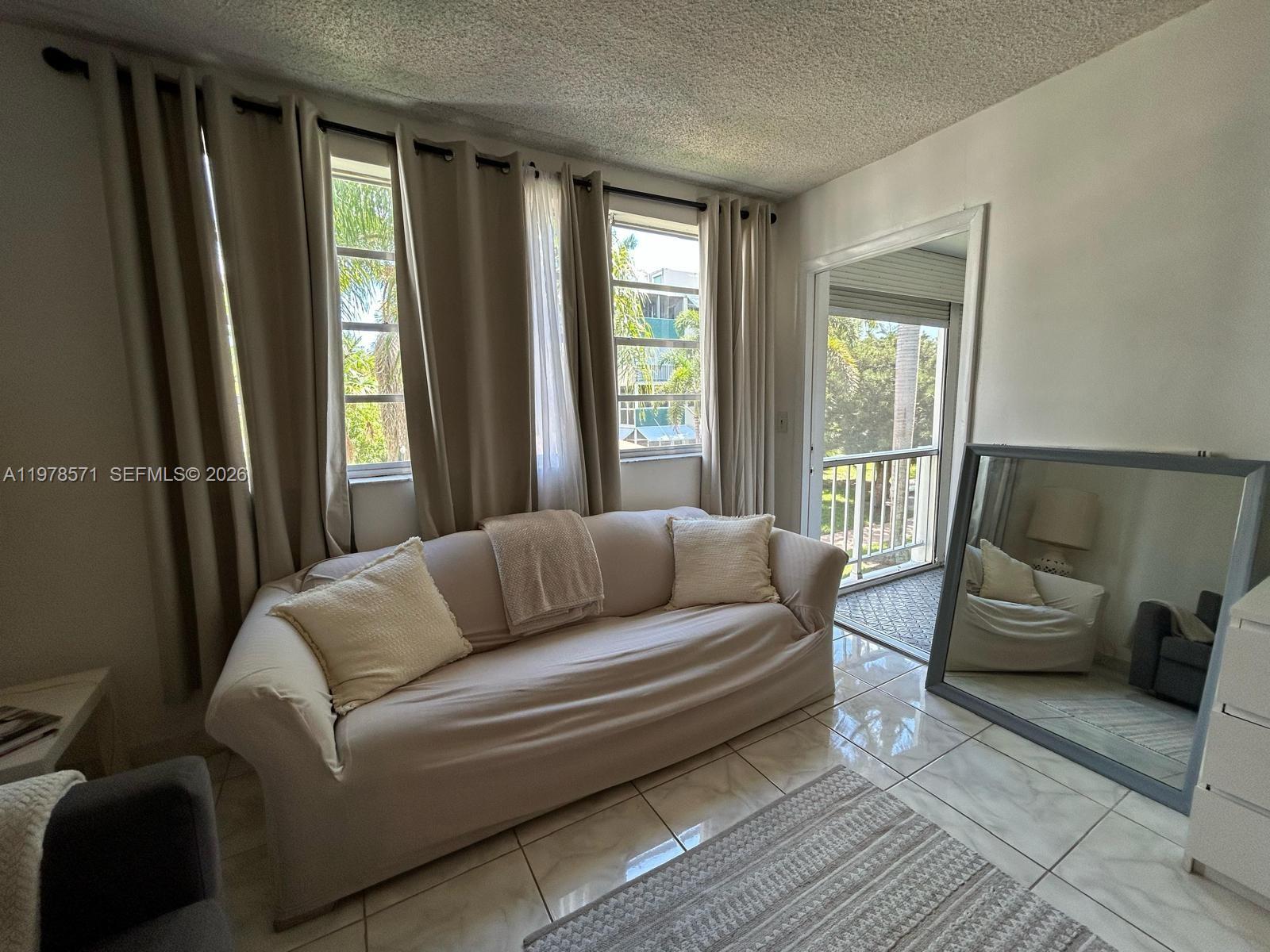 1333 E Hallandale Beach Blvd 224