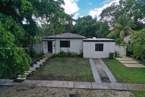 260 NW 133rd St North Miami FL 33168
