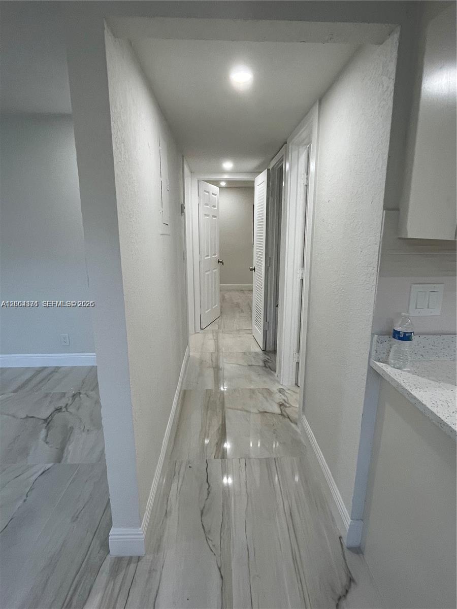 CORAL SPRINGS SUB NO 1 - Residential Lease