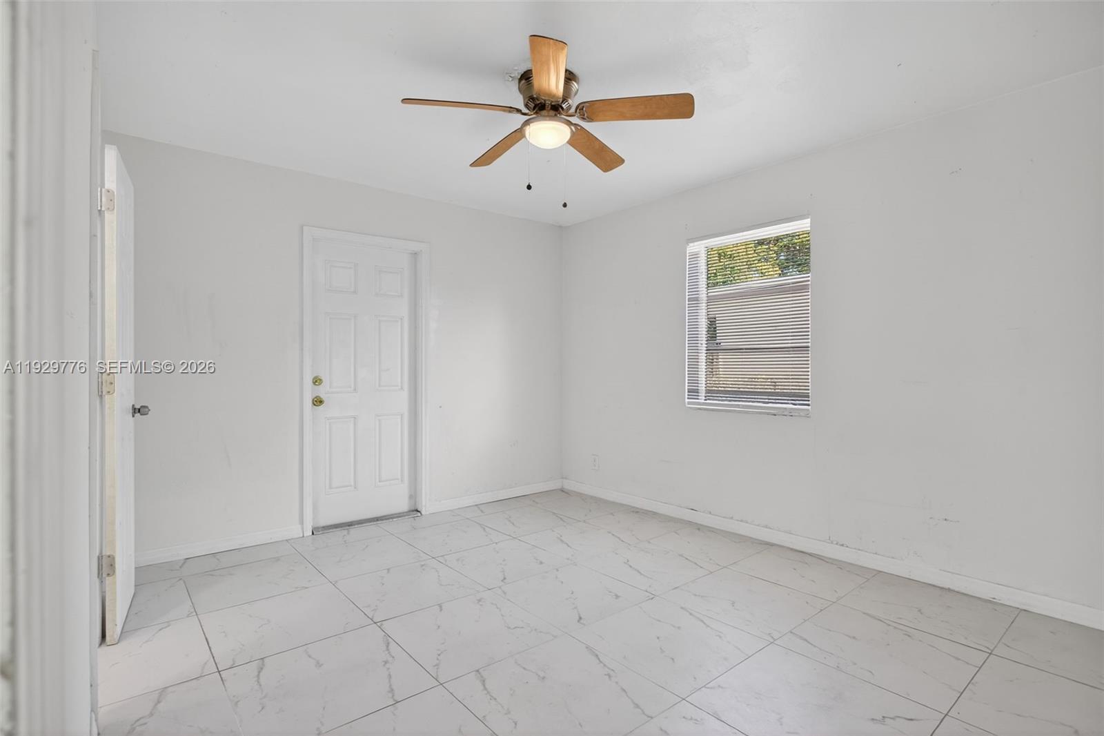 LAUDERDALE VILLAS - Residential