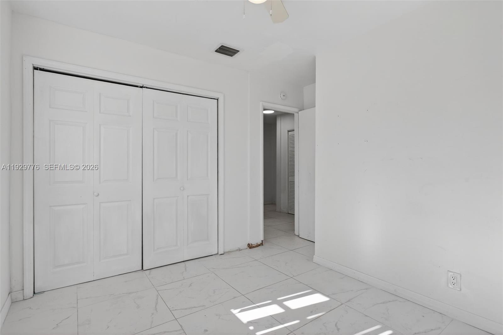 LAUDERDALE VILLAS - Residential