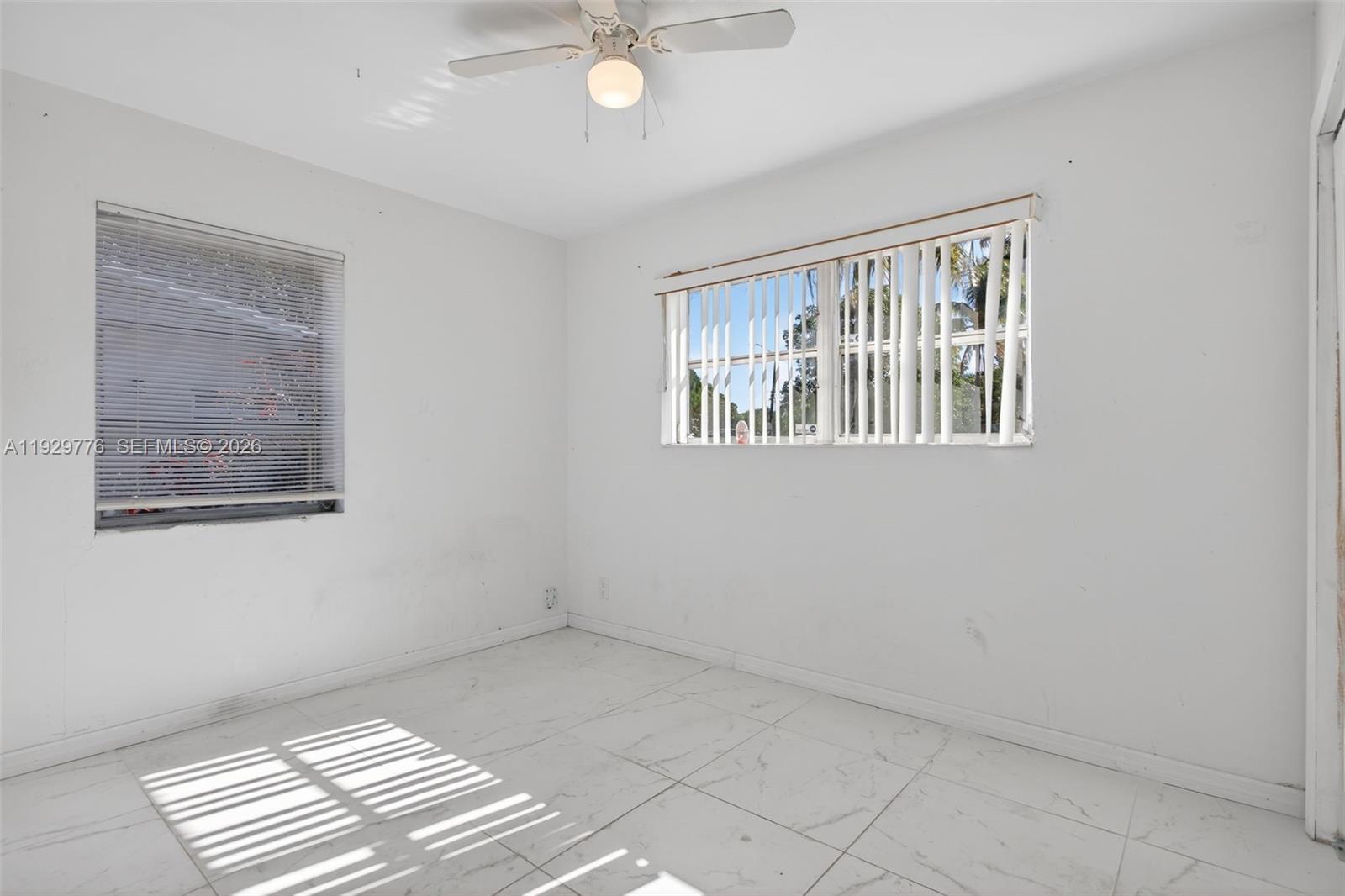 LAUDERDALE VILLAS - Residential