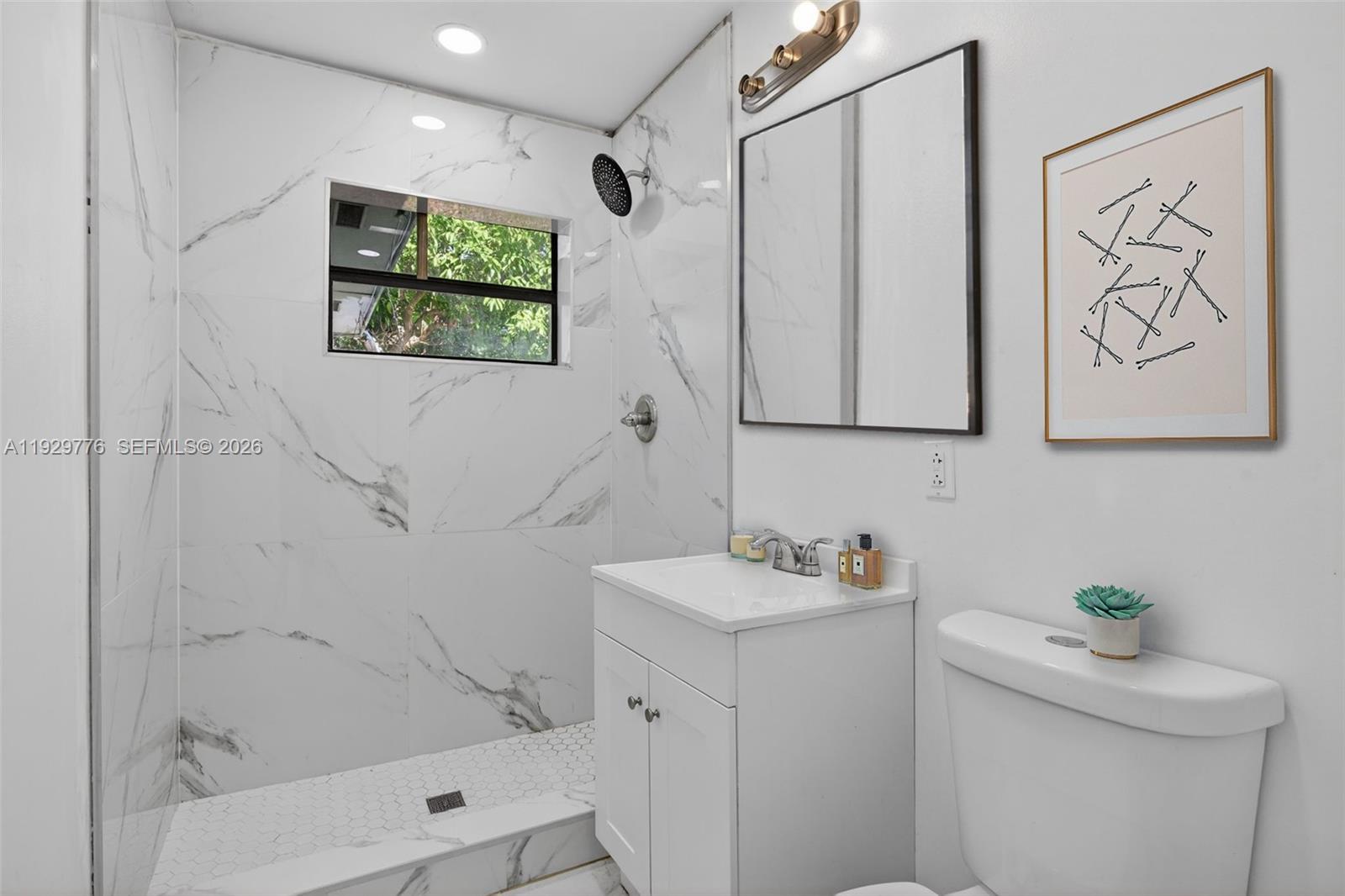 LAUDERDALE VILLAS - Residential