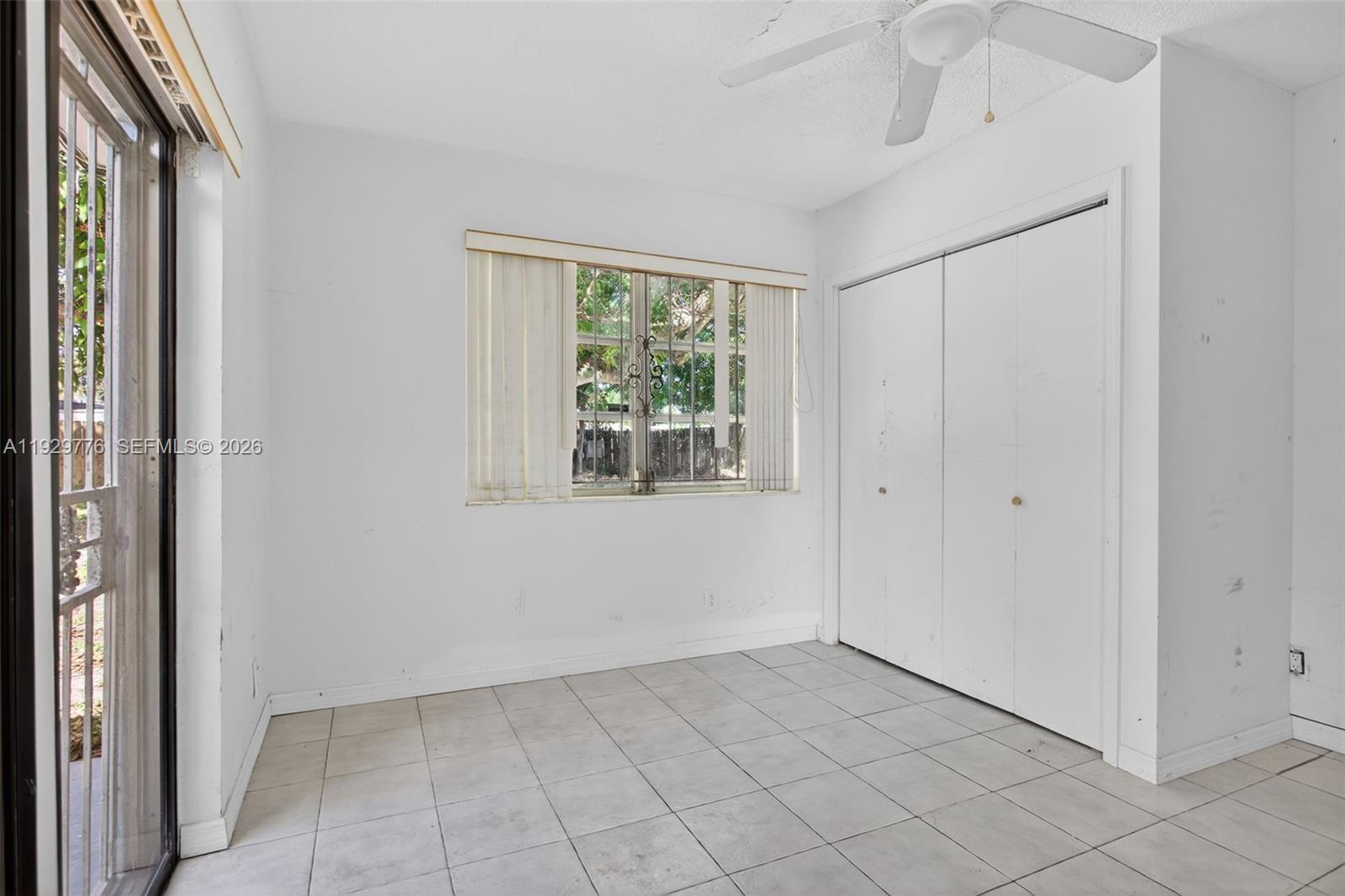 LAUDERDALE VILLAS - Residential