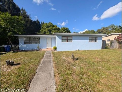 Photo of 1249 NW 18th St, Fort Lauderdale, FL 33311 (MLS # A11929776)