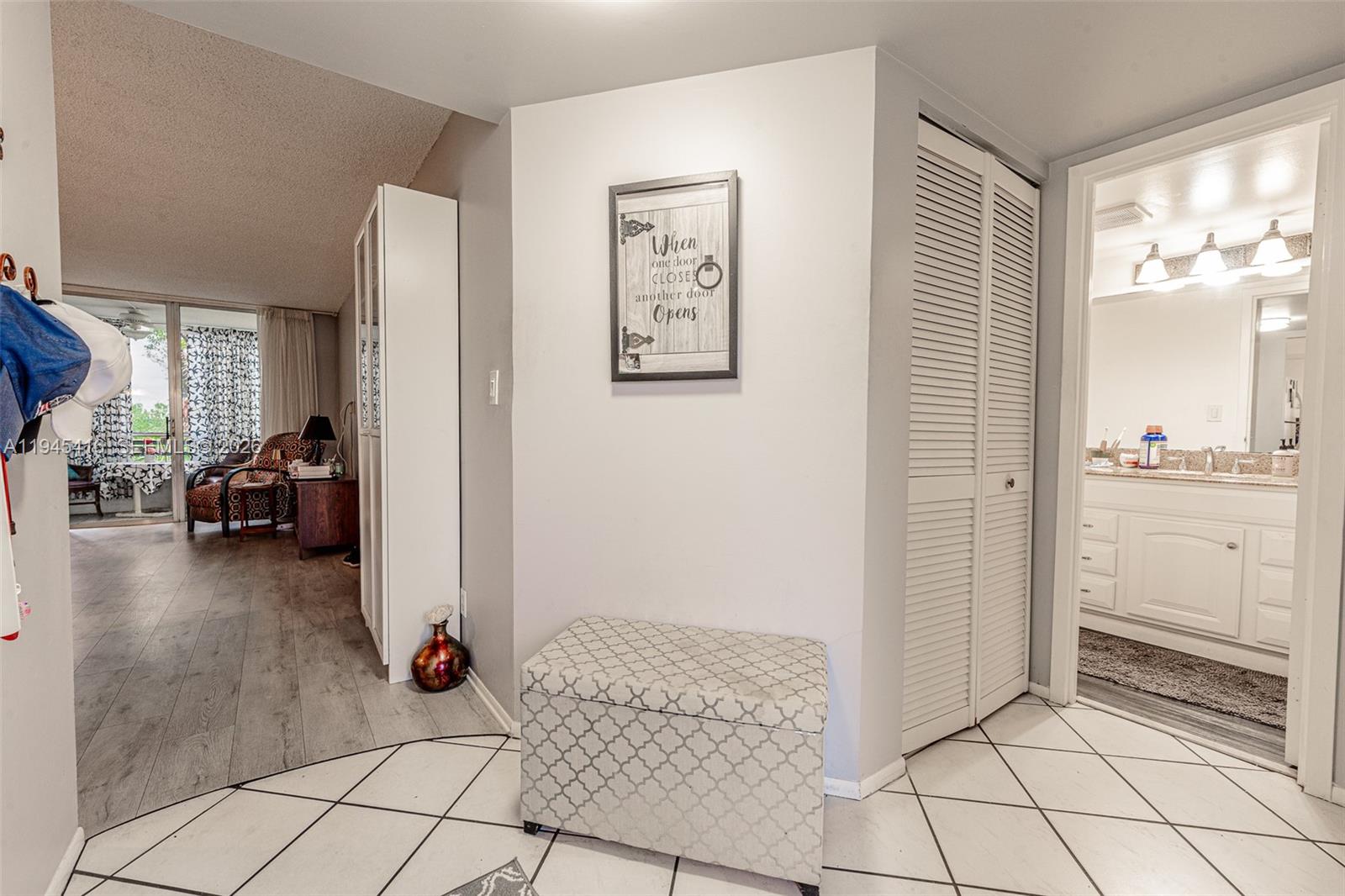 CYPRESS CHASE CONDO NO 8 - Residential