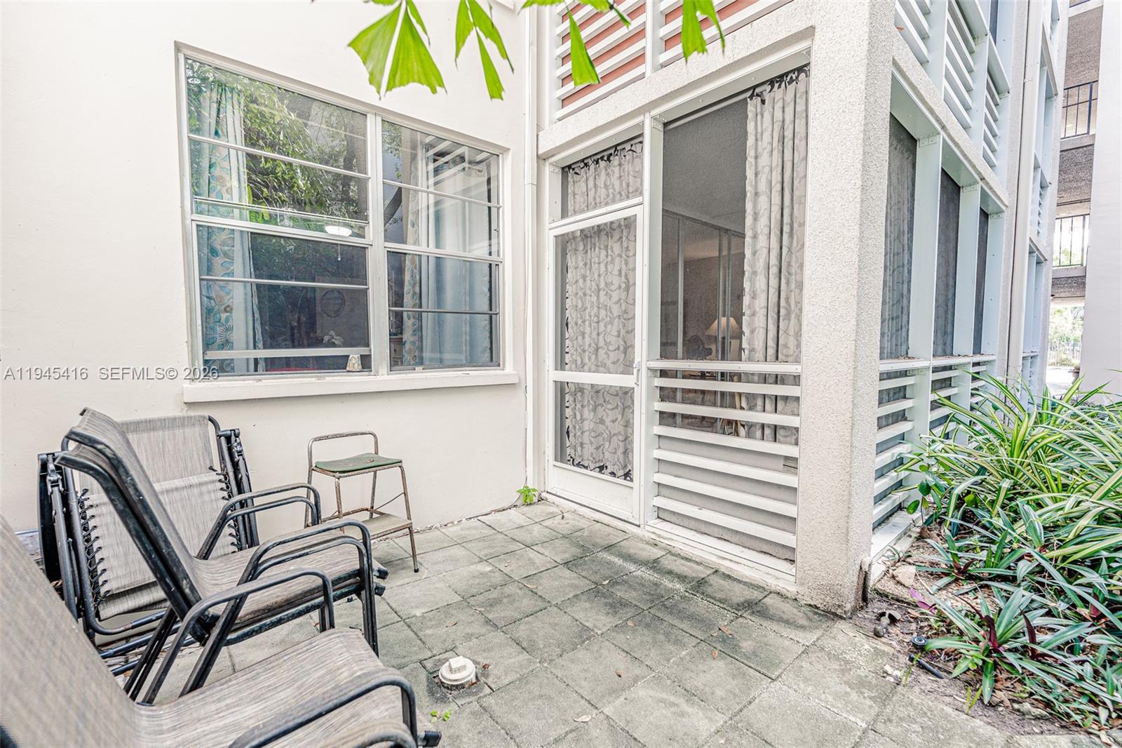 CYPRESS CHASE CONDO NO 8 - Residential