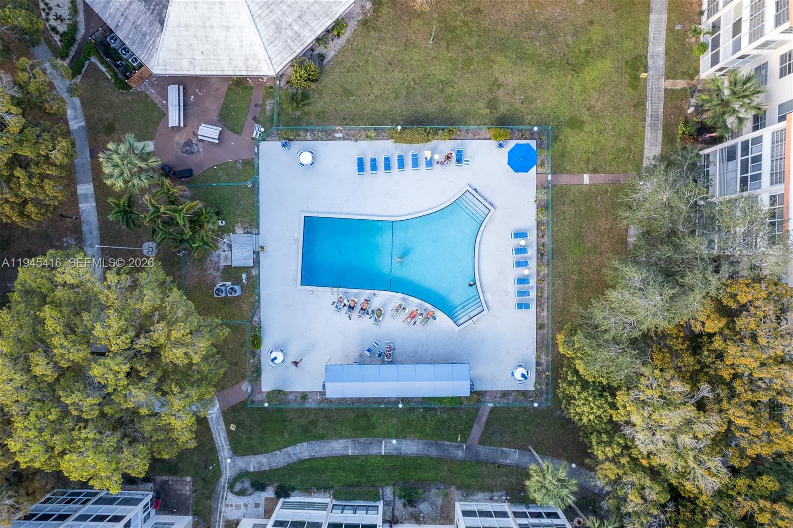 CYPRESS CHASE CONDO NO 8 - Residential