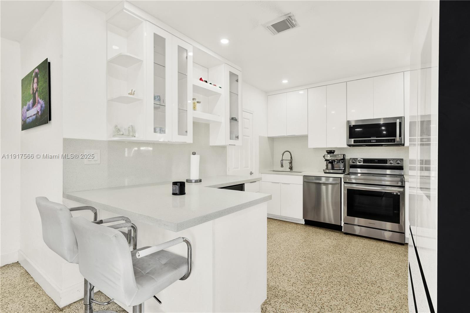 CUTLER RIDGE SEC 3 - Residential