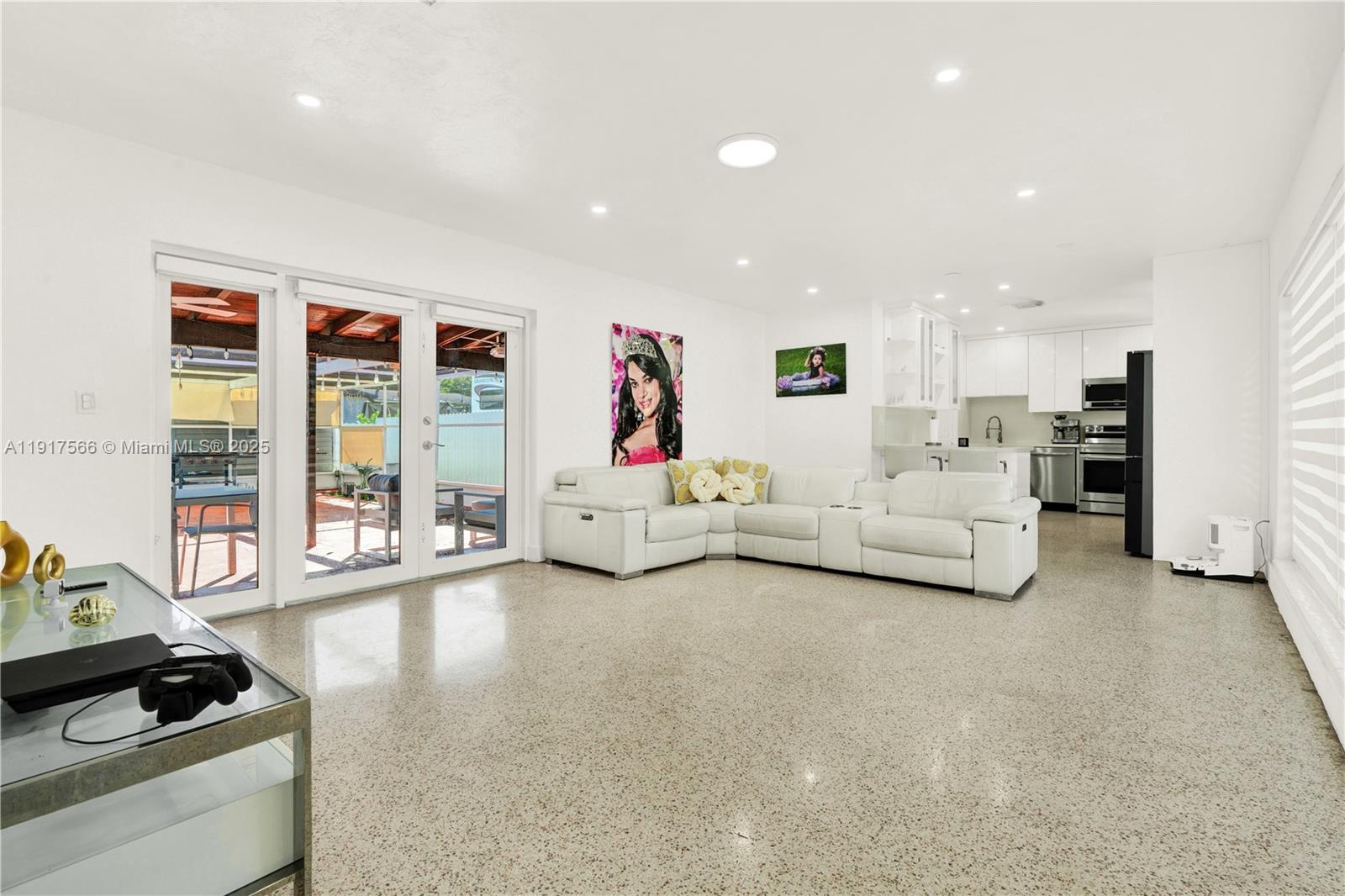 CUTLER RIDGE SEC 3 - Residential