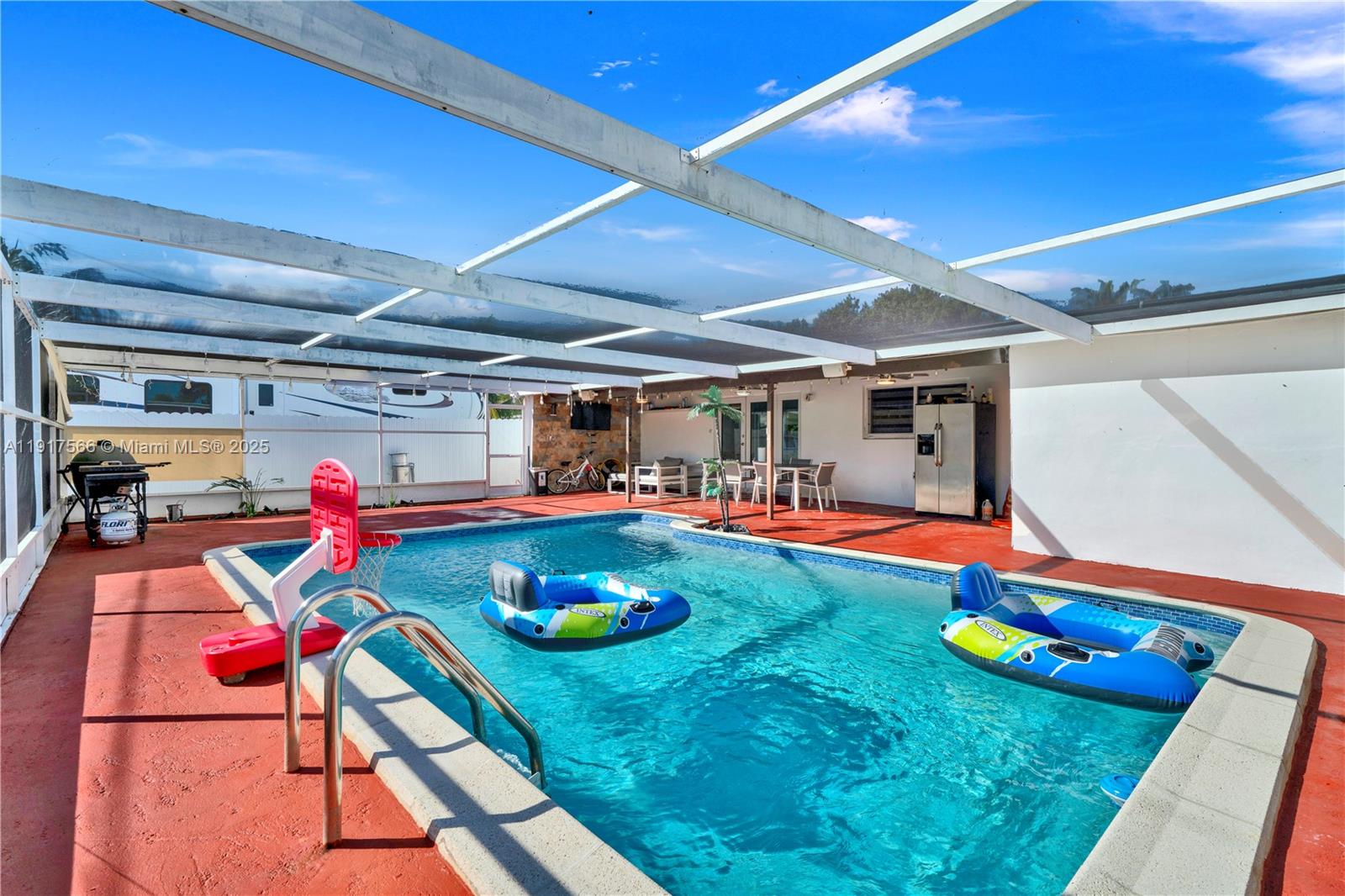 CUTLER RIDGE SEC 3 - Residential