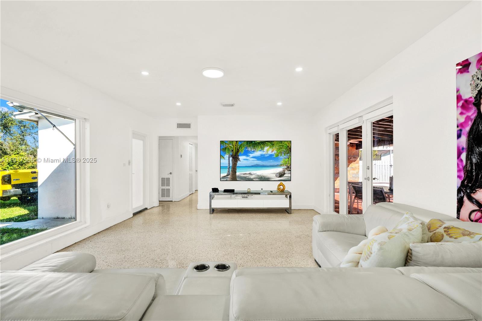 CUTLER RIDGE SEC 3 - Residential