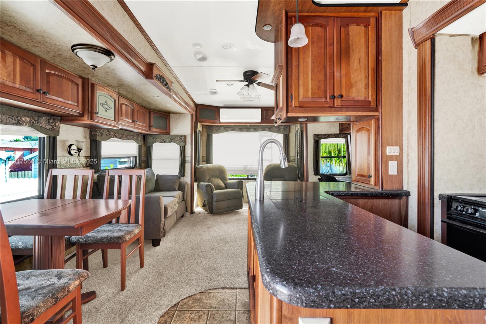 CUTLER RIDGE SEC 3 - Residential