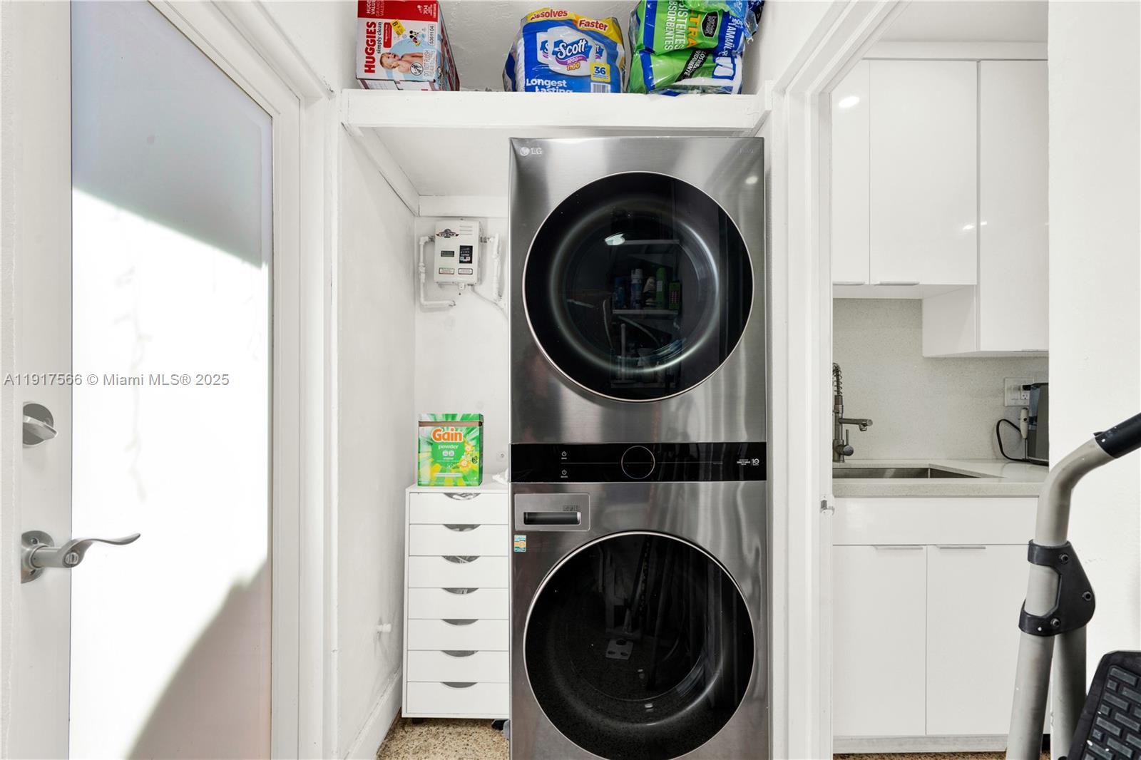 CUTLER RIDGE SEC 3 - Residential