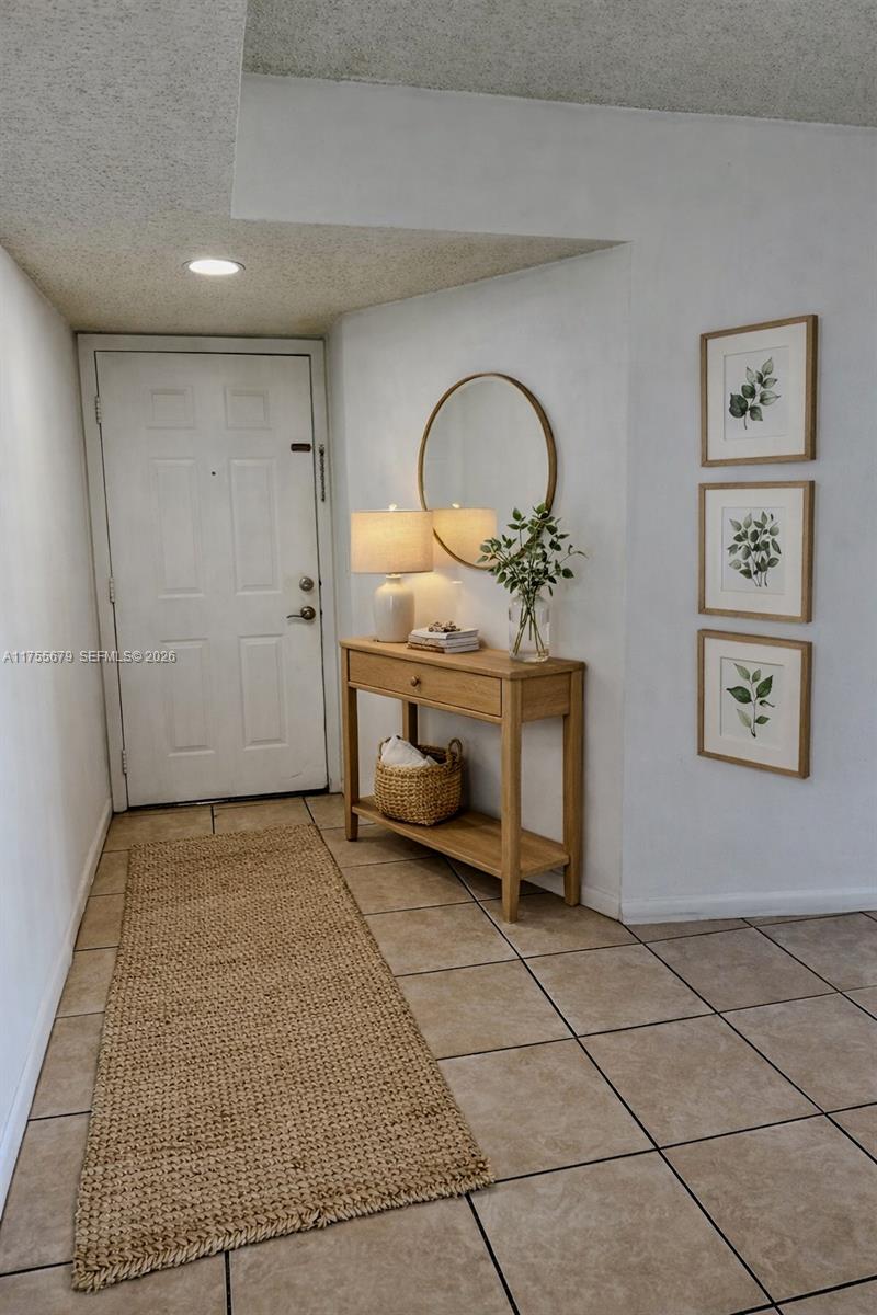 VISCONTI CONDO - Residential