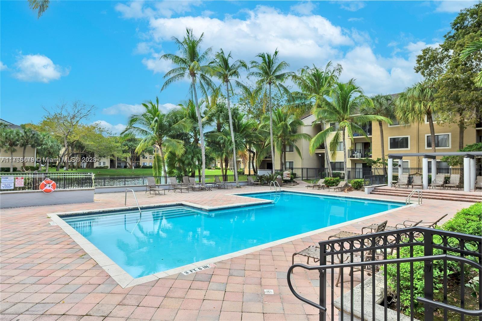 VISCONTI CONDO - Residential