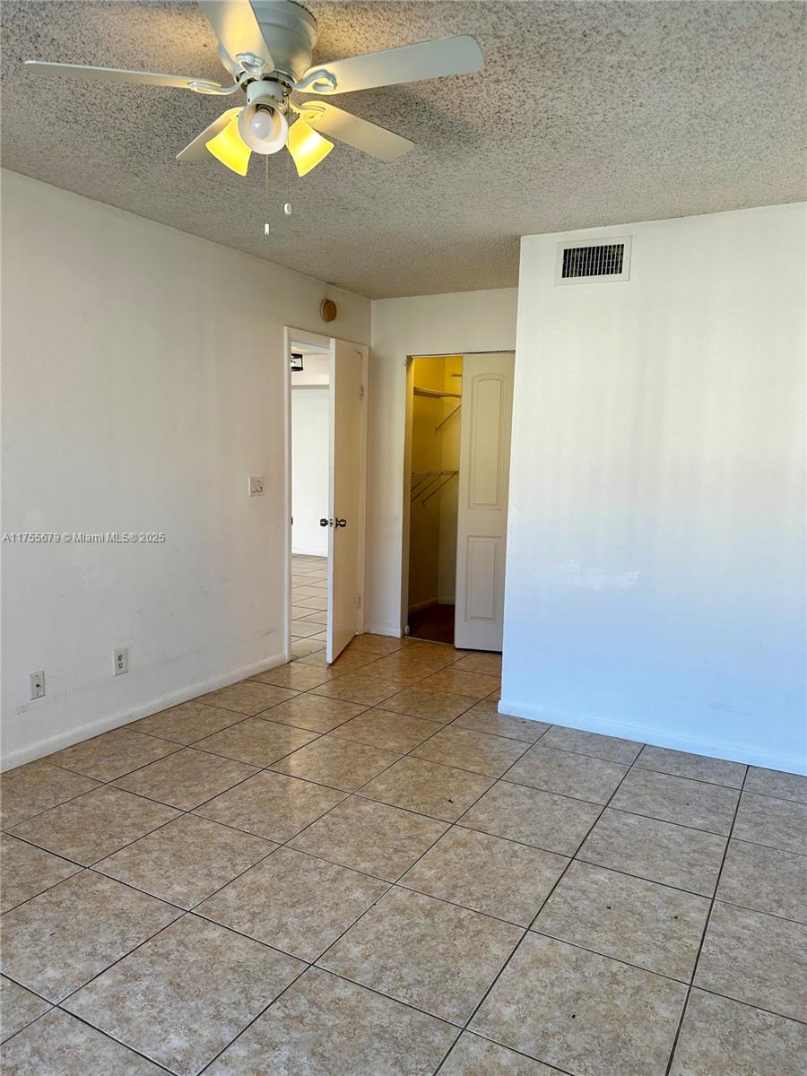 VISCONTI CONDO - Residential