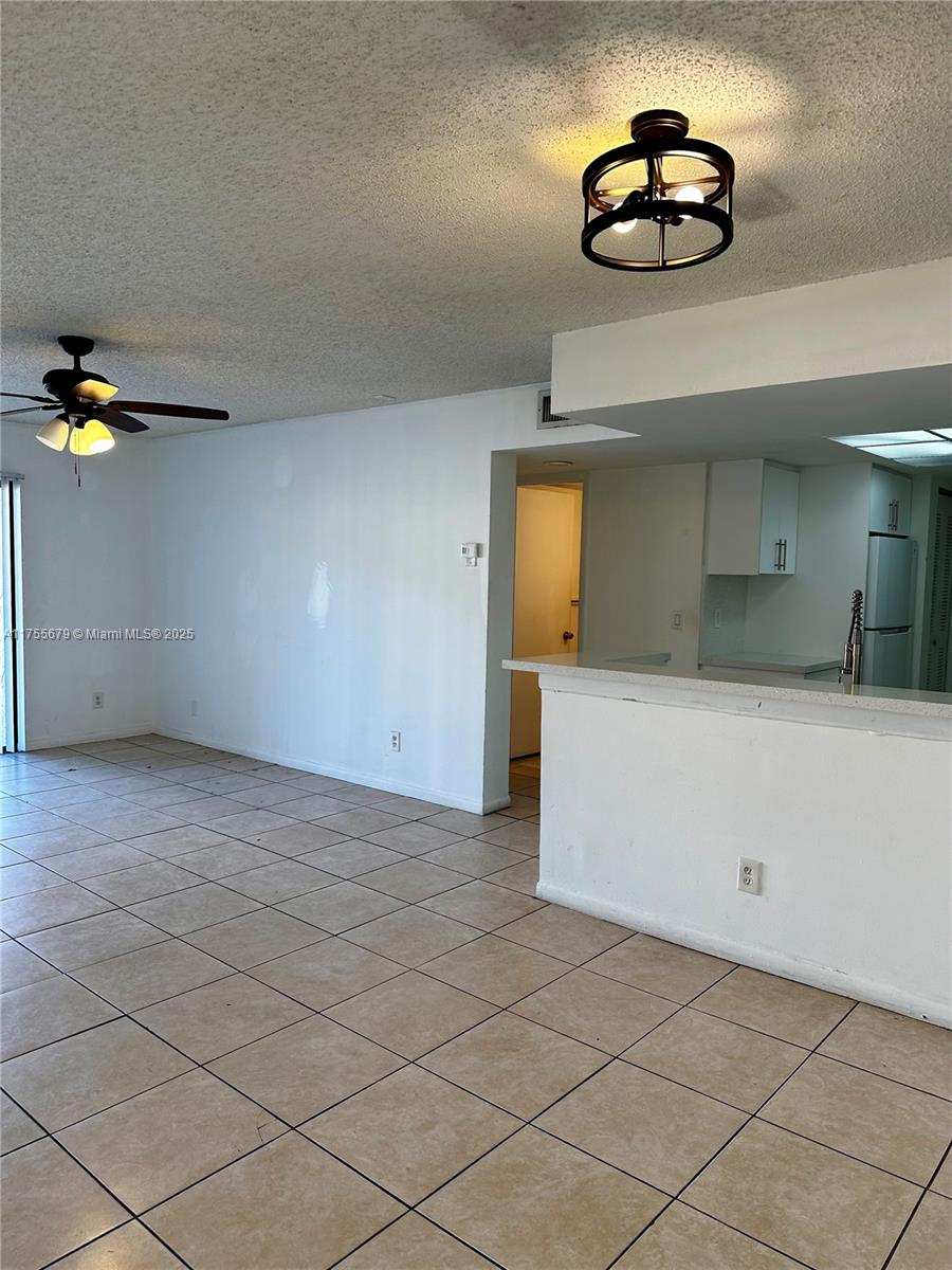 VISCONTI CONDO - Residential