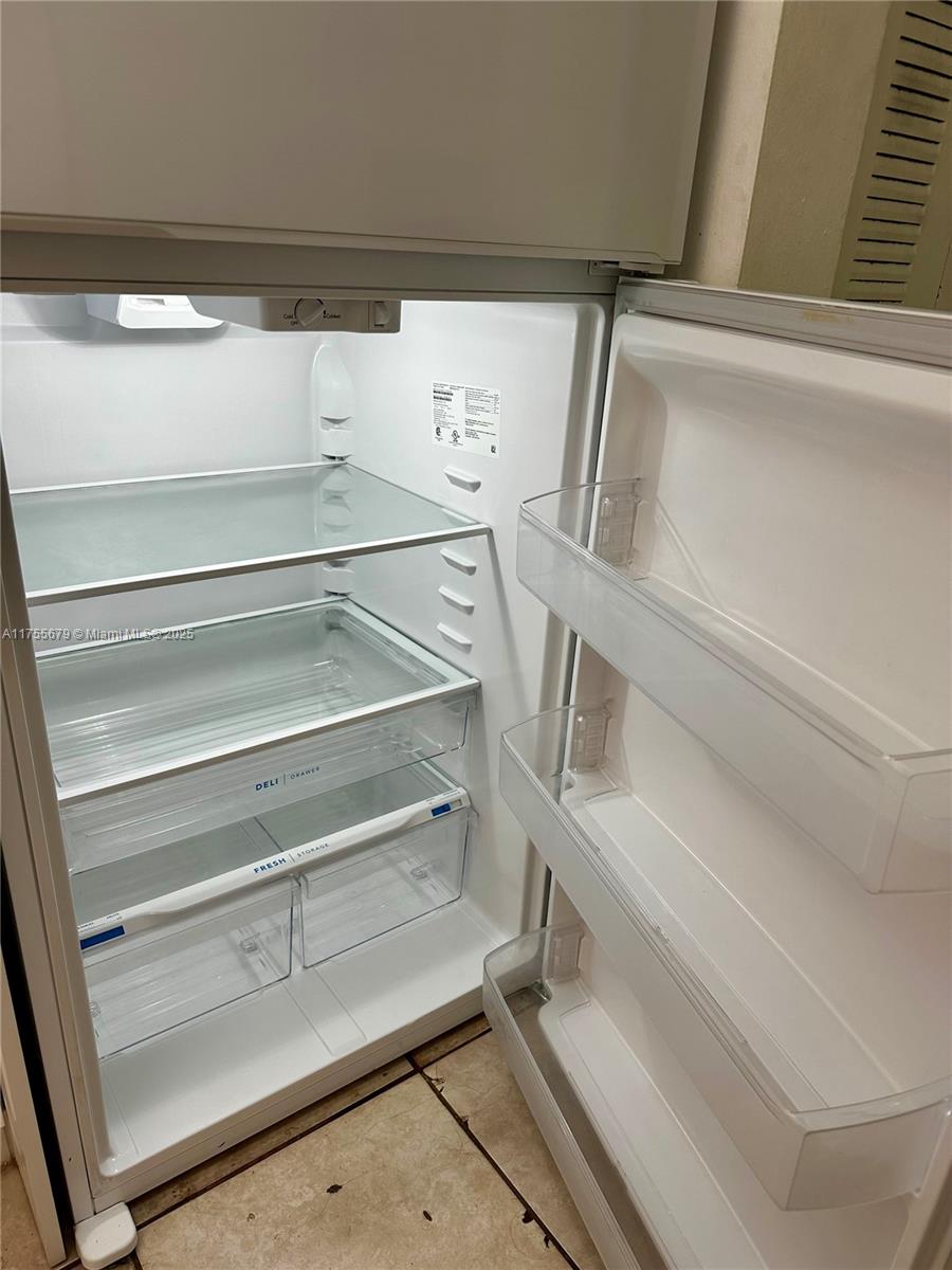 VISCONTI CONDO - Residential
