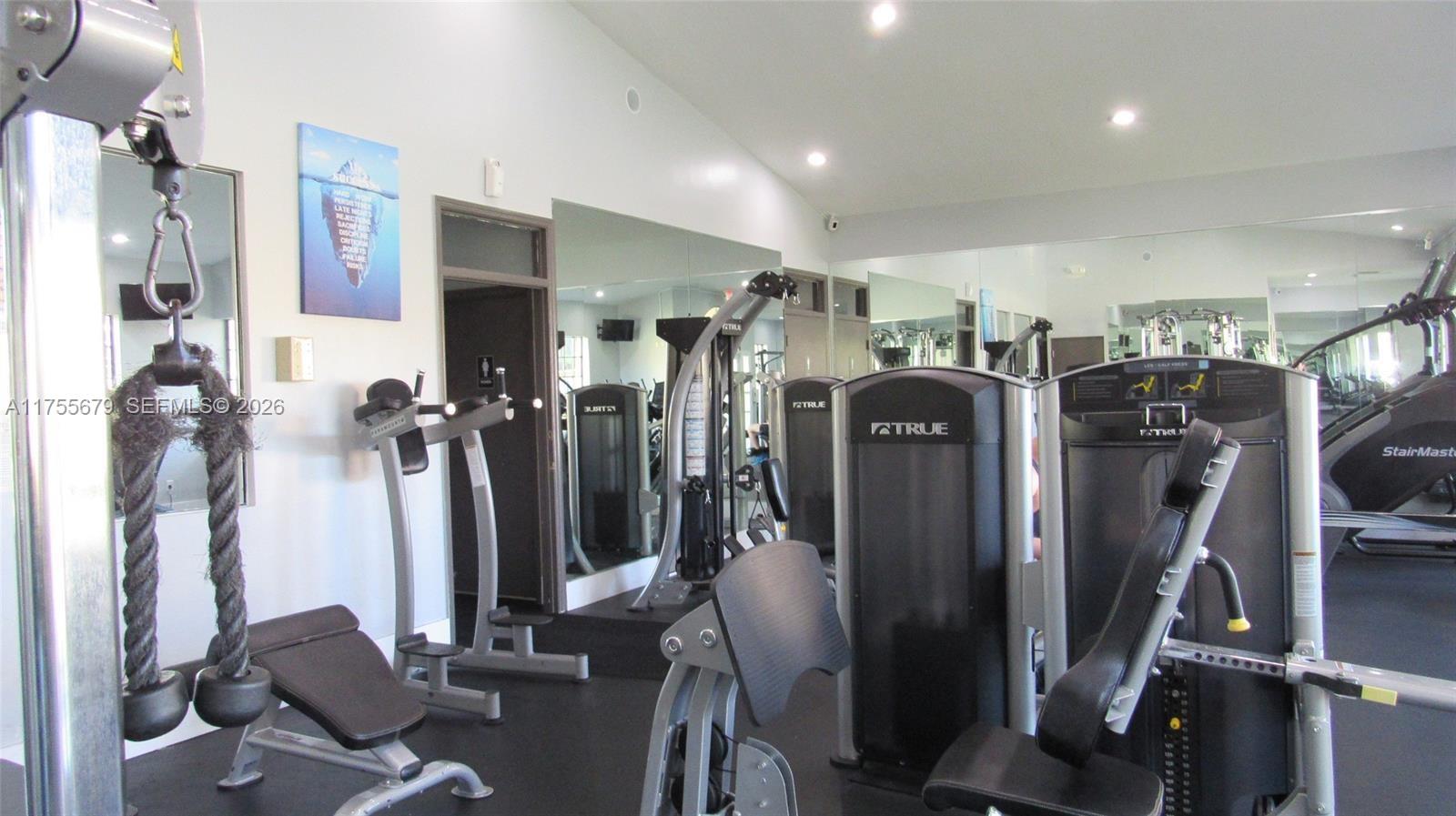 VISCONTI CONDO - Residential