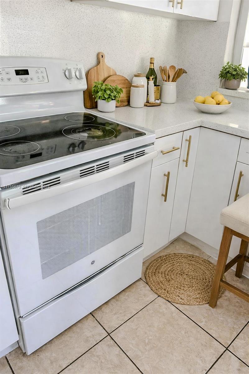 VISCONTI CONDO - Residential