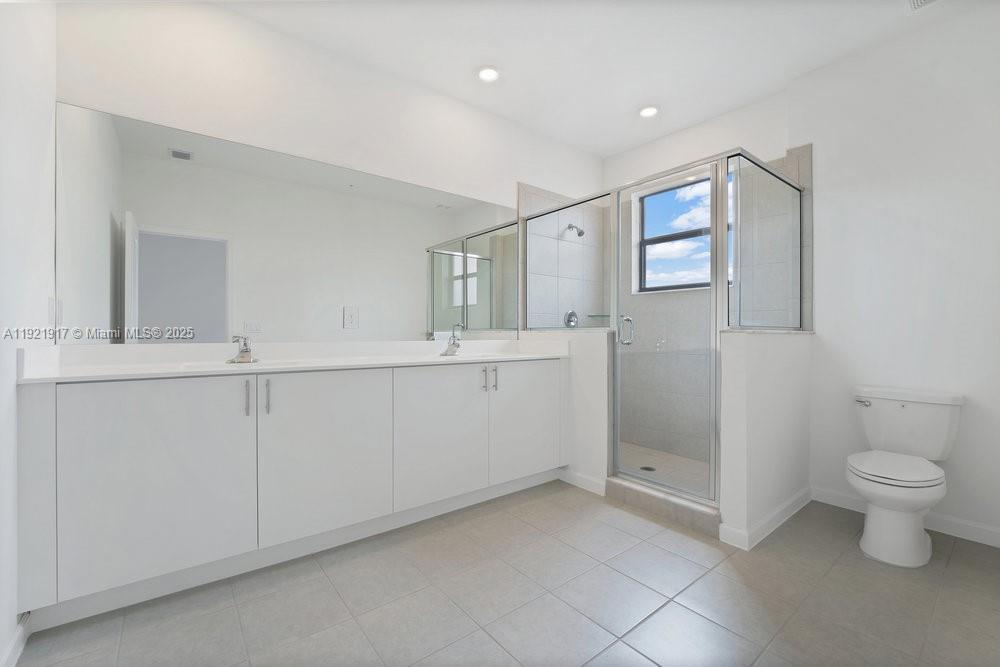 SUNSET PINES - Residential Lease