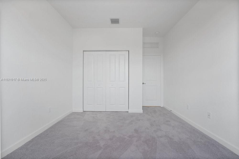 SUNSET PINES - Residential Lease