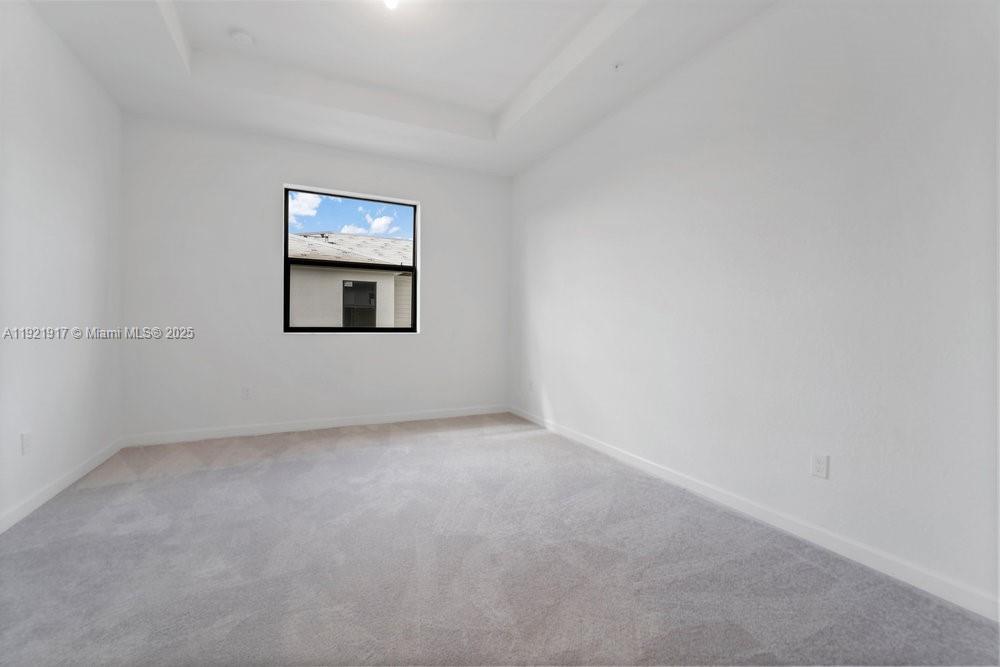 SUNSET PINES - Residential Lease