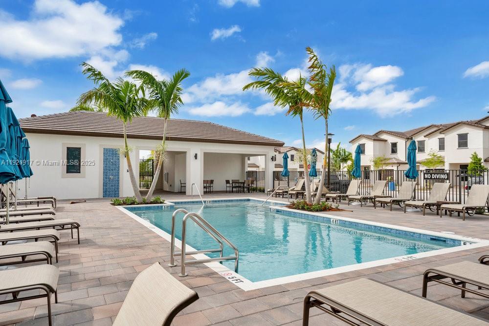 SUNSET PINES - Residential Lease