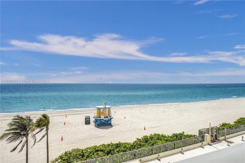 Condominium in Hollywood FL 2501 Ocean Dr Dr 20.jpg