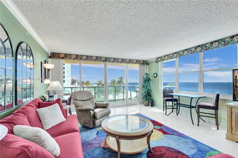 Condominium in Hollywood FL 2501 Ocean Dr Dr 2.jpg