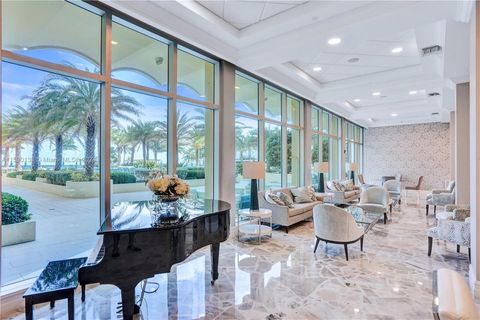 Condominium in Hollywood FL 2501 Ocean Dr Dr 23.jpg