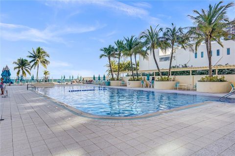 Condominium in Hollywood FL 2501 Ocean Dr Dr 33.jpg