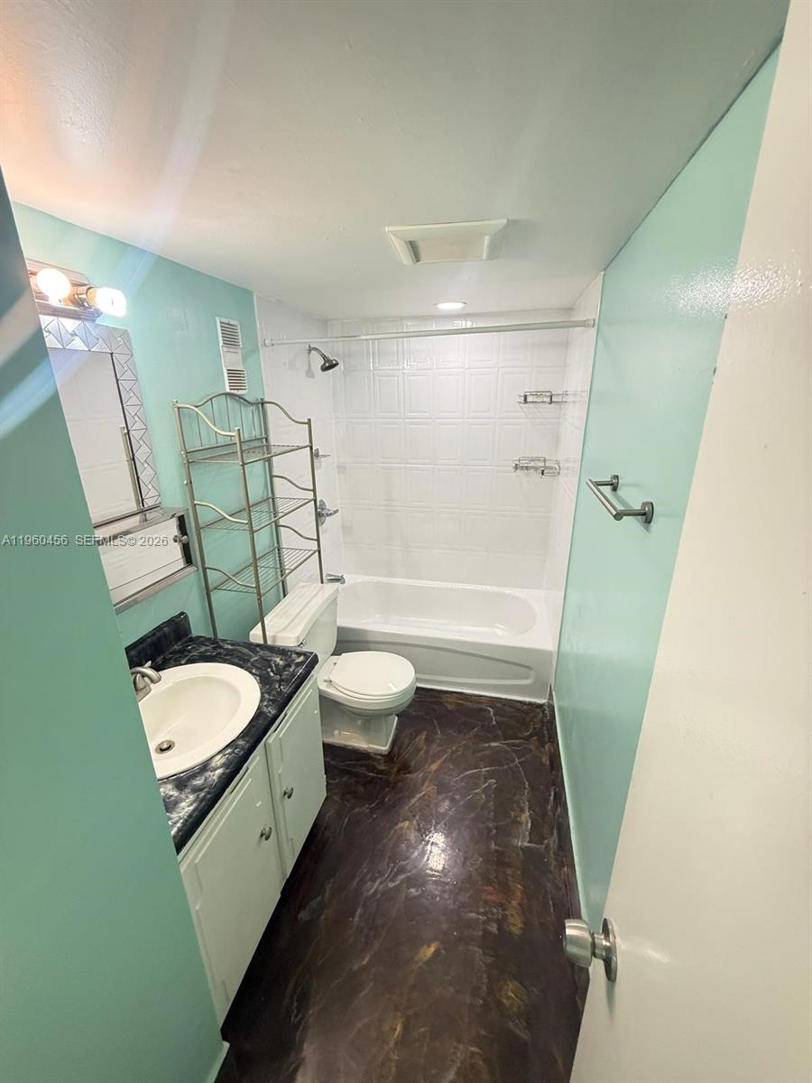 ST ANDREWS COURT CONDO - Residential